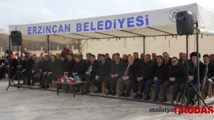 Erzincan'da deprem şehitleri anıldı