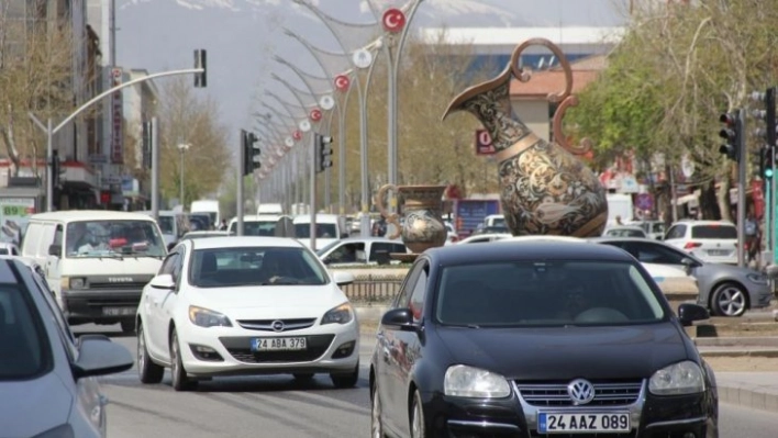 Erzincan'da trafiğe kayıtlı araç sayısı temmuz ayı sonu itibarıyla 64 bin 231 oldu