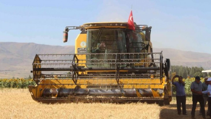 Erzurum'da hasat bayramı törenle başladı