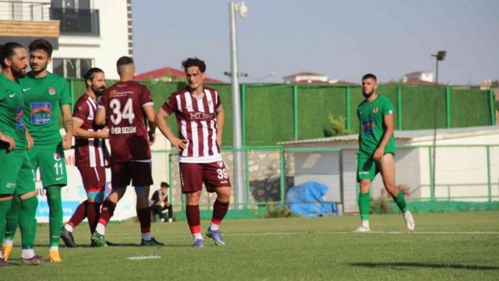 ES Elazığspor kalesinde 16 gol gördü