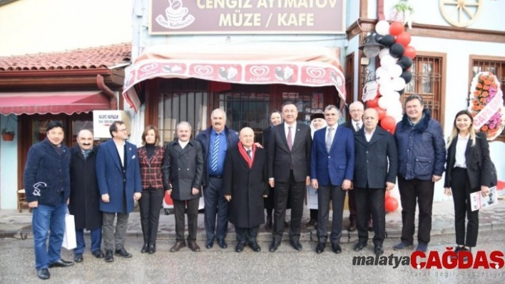 Eskişehir'de Aytmatov Müzesi açıldı