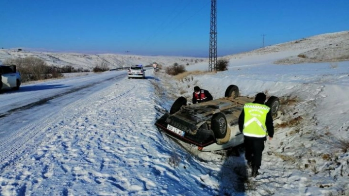 Evden hastaneye gitmek için yola çıkıp, ambulansla hastaneye vardılar