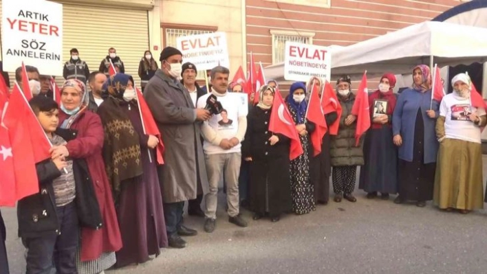 Evlat nöbetindeki baba Celil Begdaş'tan teklif