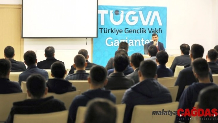 Fadıloğlu'ndan kariyer tavsiyeleri