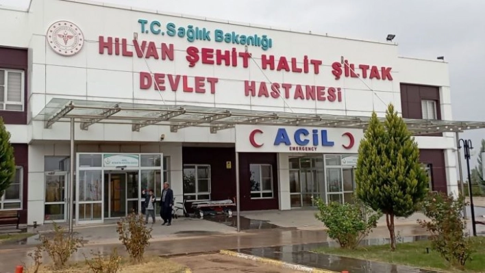 Fare zehri içtikleri iddia edilen 3 kız öğrenci hastanelik oldu