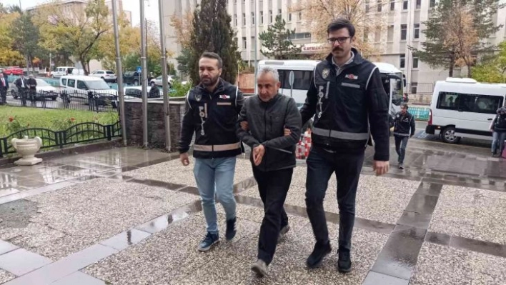 FETÖ yapılanmasına Gazi Turgut Aslan Operasyonu: 13 gözaltı