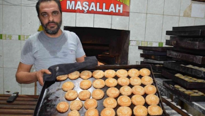 Fırınlarda kömbe mesaisi