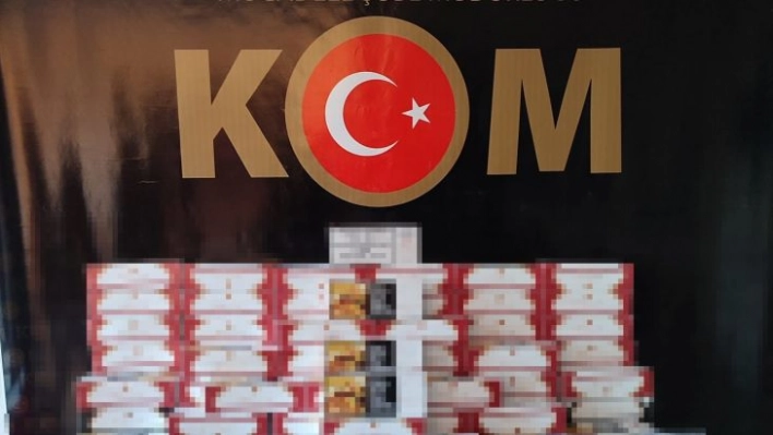 Gaziantep'te kaçak bin 819 paket sigara ile 22 bin adet makaron ele geçirildi