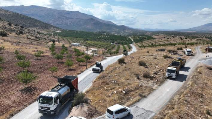 Gözene Mahallesi'nde Yol Çalışmalarına Başladı