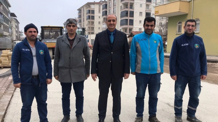 Göztepe'de yolların standardı yükseltiliyor