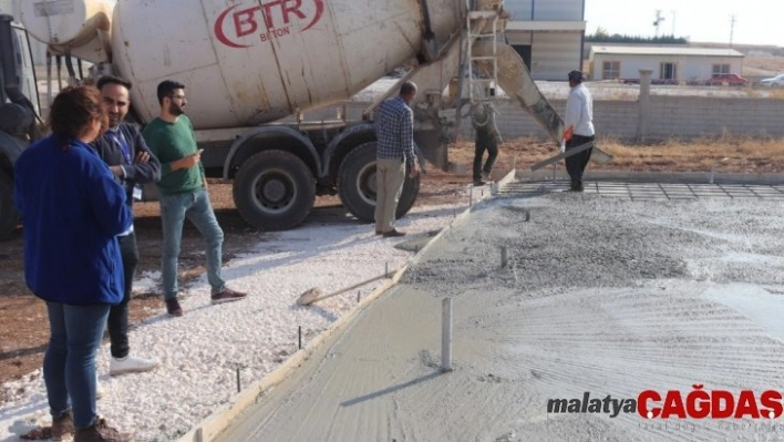 Güneş enerjisi ile yaş sebze kurutma tesisi kurulum çalışmaları başladı