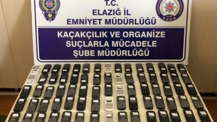 Elazığ'da kaçak cep telefonu operasyonu