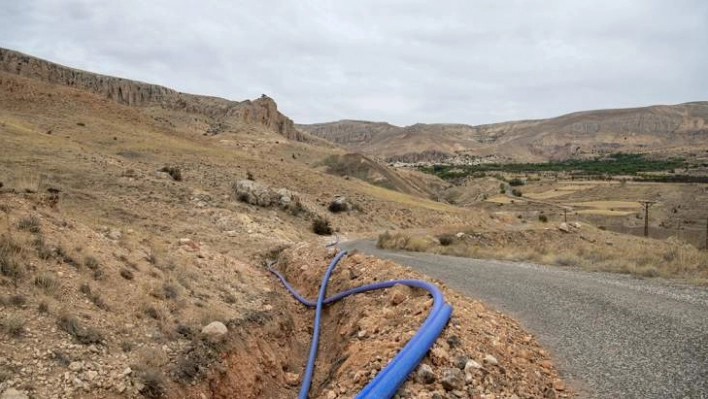 Darende'de içme suyu çalışması devam ediyor