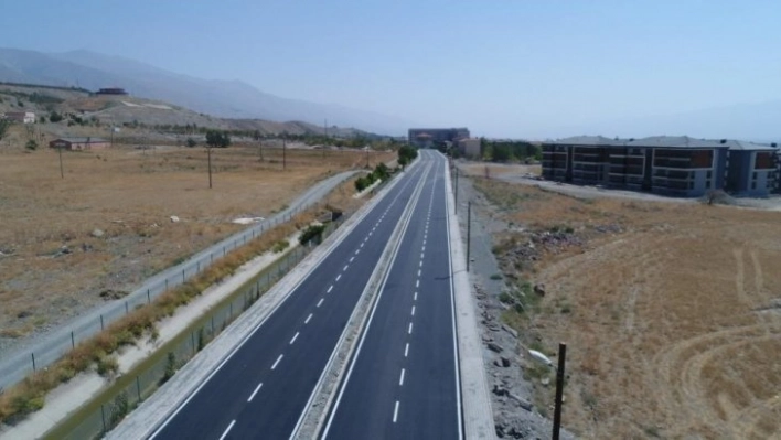 Hacı Ali Akın Caddesi yenilendi