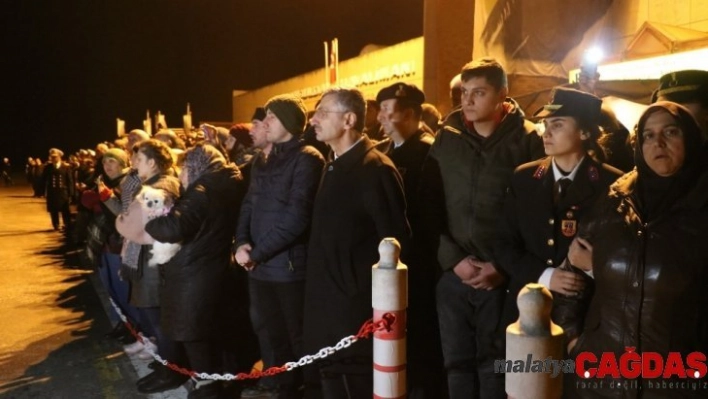 Hakkari şehidinin naaşı memleketi Zonguldak'a getirildi