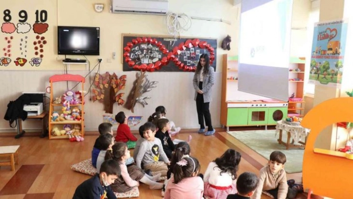 Haliliye'de öğrencilere geri dönüşüm bilinci aşılanıyor