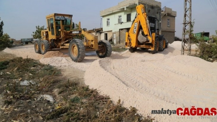 Haliliye'de yol çalışmaları devam ediyor