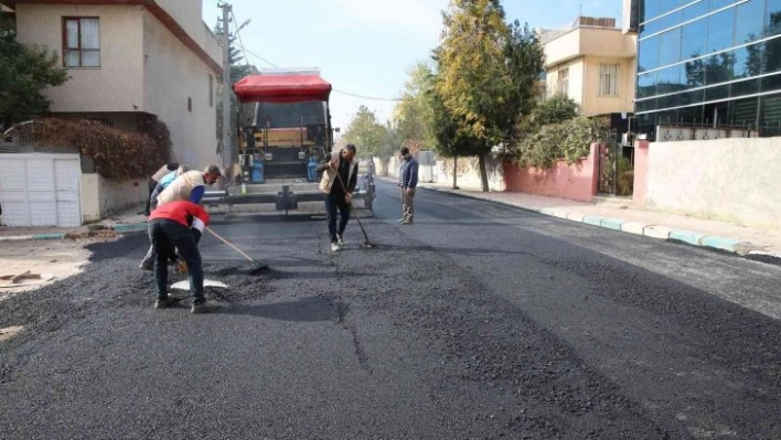 Haliliye'de yol yapım çalışması devam ediyor