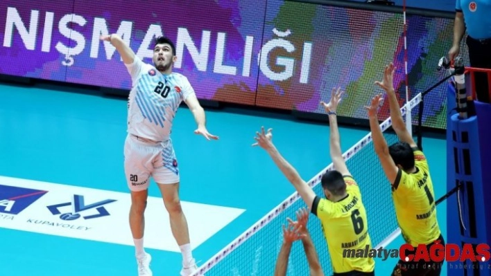 Halkbank final grubunda