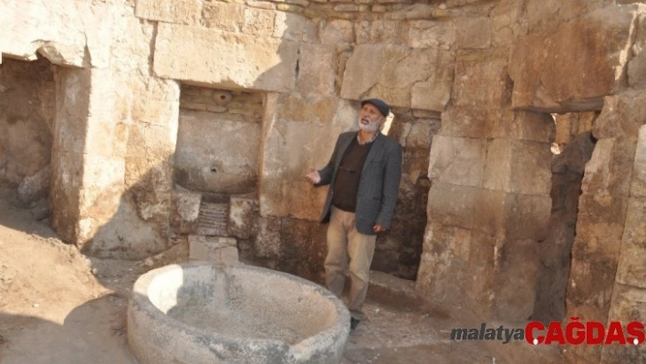 Harran kazılarında cami, medrese, okul ve hamam kalıntılarına ulaşıldı