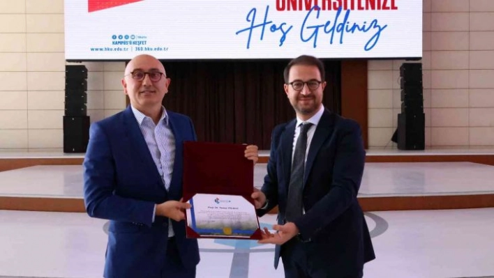 Hasan Kalyoncu Üniversitesinde bin 500'e yakın öğrenci üniversite hayatına adım attı