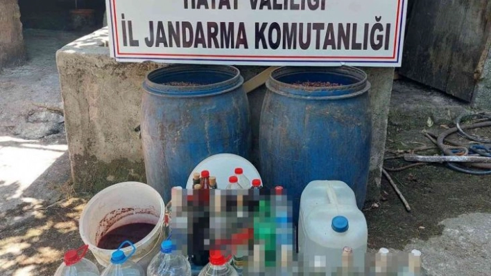 Hatay'da 260 litre kaçak içki ele geçirildi