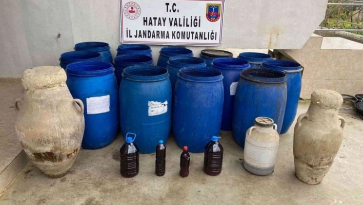 Hatay'da bin 127 litre sahte içki ele geçirildi