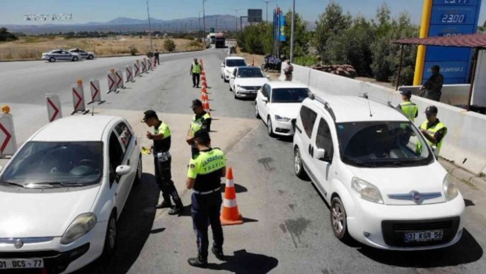 Hatay'da dron ile 'kemerin ses getirsin' denetimi