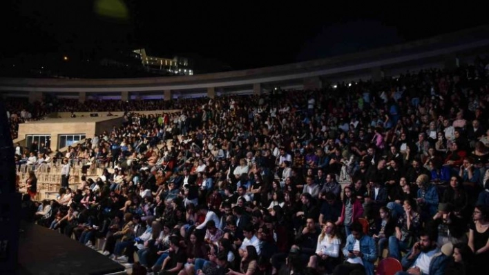 Hatay'da Feridun Düzağaç konser verdi