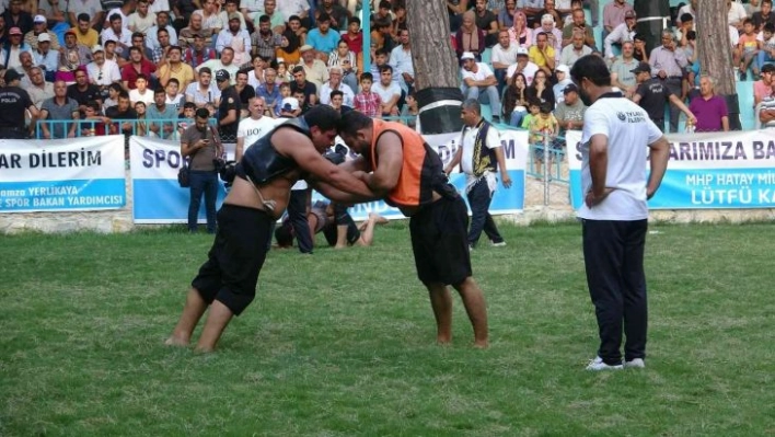 Hatay'da geleneksel Yayladağı Kültür ve Aba Güreşi Türkiye şampiyonası düzenlendi