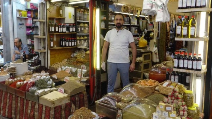 Hatay'da yeni hasatla yöresel ürünlere ilgi arttı