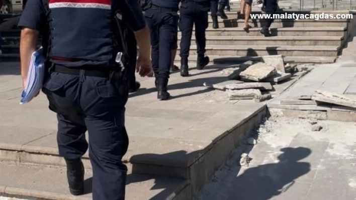 Hatay'daki orman yangınıyla ilgili 3 gözaltı