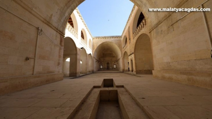 Hatuniye Medresesi Bilgi Evi'nde çalışmalar sürüyor