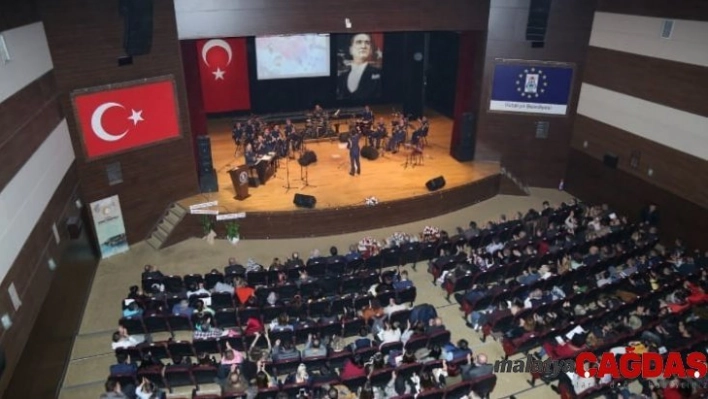 Hava Kuvvetleri Komutanlığı Bandosu'ndan konser