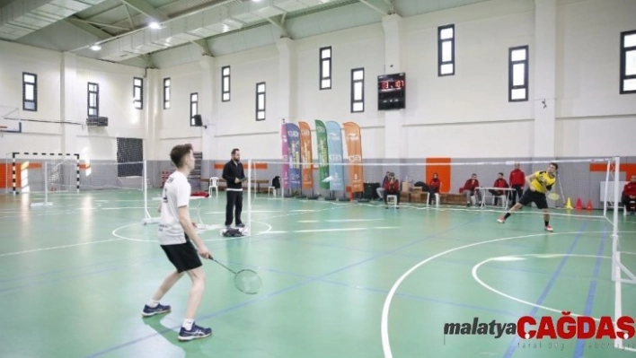 Hayatını adadığı badmintonda şampiyon oldu