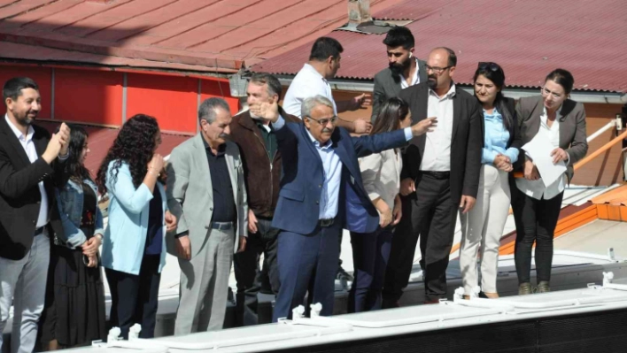 HDP Genel Başkanı Sancar, Kars'ta ilgi görmedi