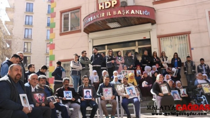 HDP önündeki ailelerin evlat nöbeti 189'ncü gününde