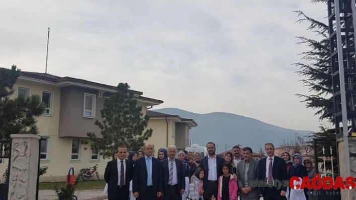 Hüyüklü eğitimciler Akşehir'de kimsesiz çocuklarla buluştu