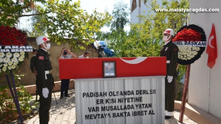 İdlib şehidi Hatay'da toprağa verildi