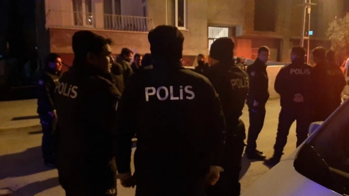 İki grup arasındaki kavgaya polis müdahale etti