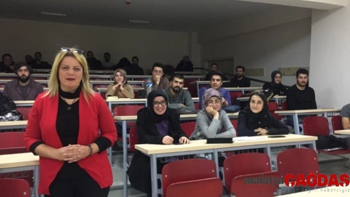 İletişim Fakültesi öğrencilerine 'tüketici hakları' semineri