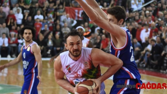 ING Basketbol Süper Ligi: Pınar Karşıyaka: 80 - Anadolu Efes: 82