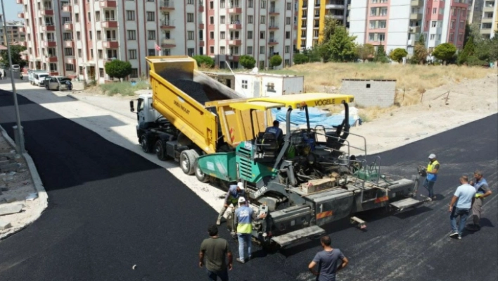 İpekyolu'nda asfalt çalışmaları hızlandı