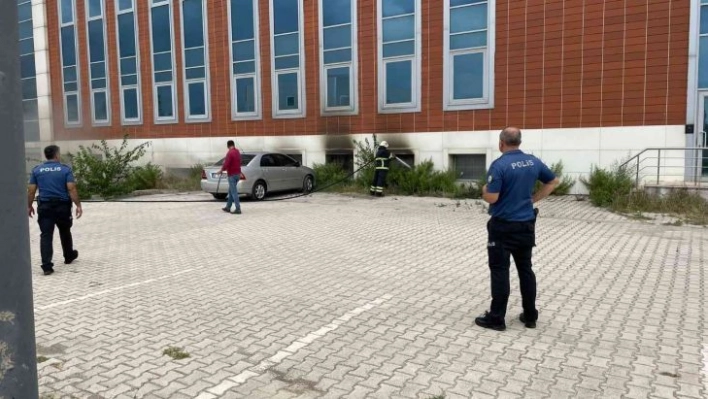 İskenderun Adliyesi'nde yangın