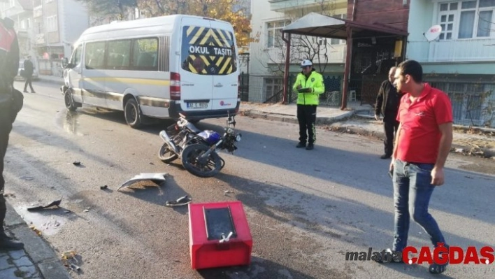 Isparta'da okul taşıtının çarptığı motosikletin yabancı uyruklu sürücüsü öldü