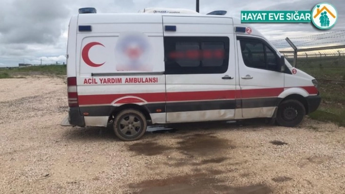 İstanbul'dan Diyarbakır'a ambulansla uzanan uyuşturucu sevkiyatını jandarmanın dikkati bozdu