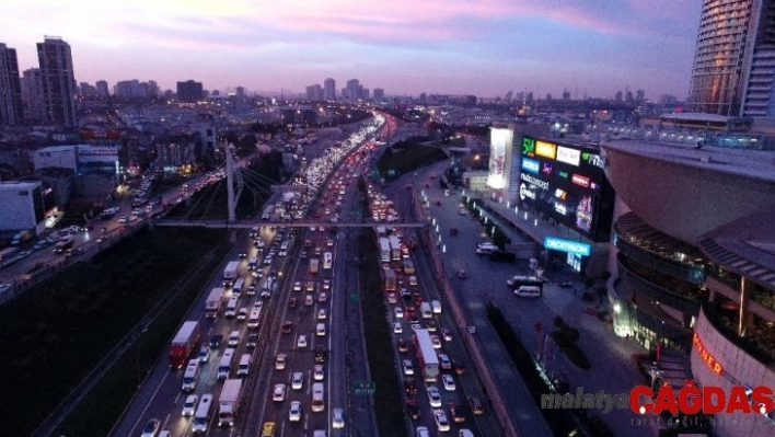 İstanbul'un araç sayısı 21 ilin nüfusu kadar