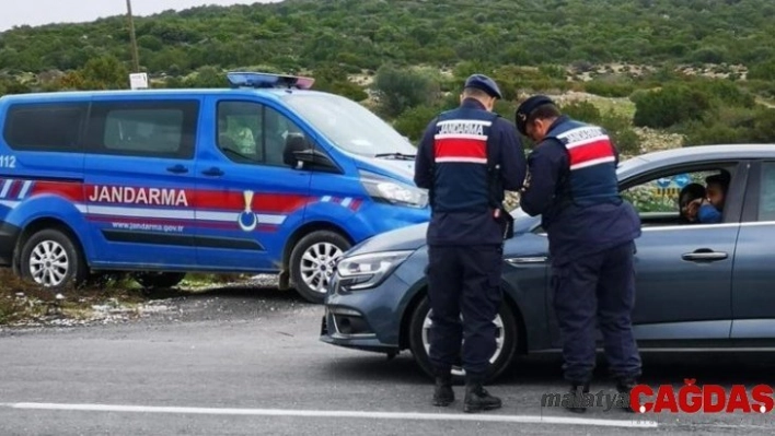 İzmir'de jandarmanın huzur operasyonunda ceza yağdı