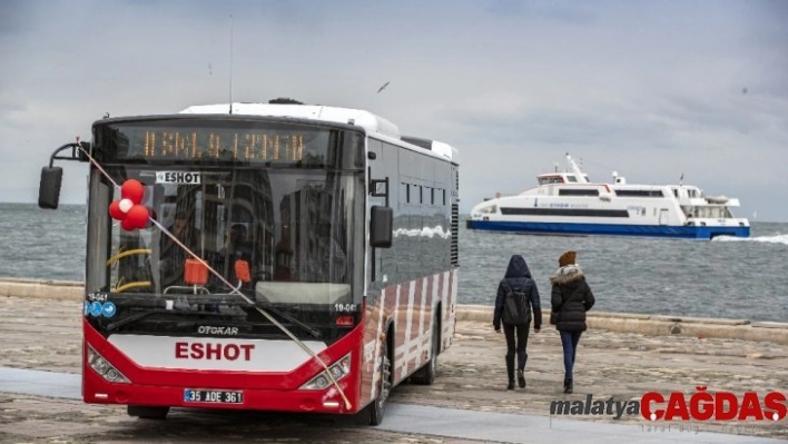 İzmir'e yerli üretim 15 yeni otobüs