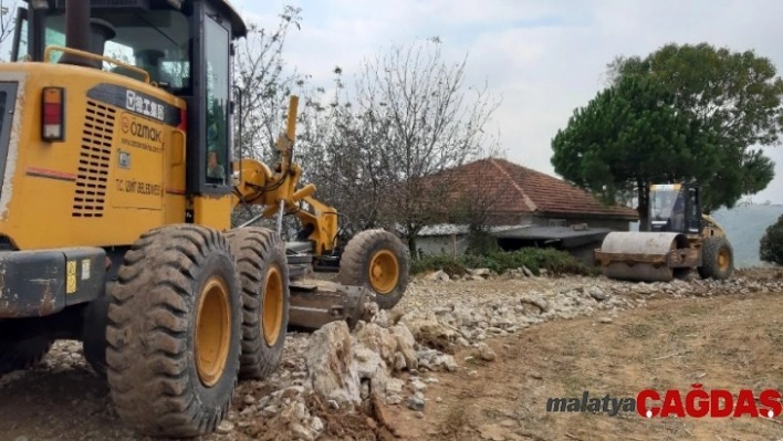 İzmit Belediyesi'nden asfalt seferberliği